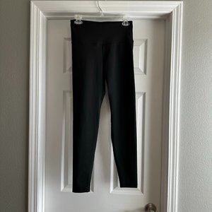 Black Old Navy Active Go Dry Leggings - Like New
